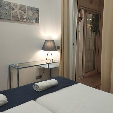 Port House, Paseo Maritimo,A Un Minuto Playa Lejlighed Fuengirola Eksteriør billede