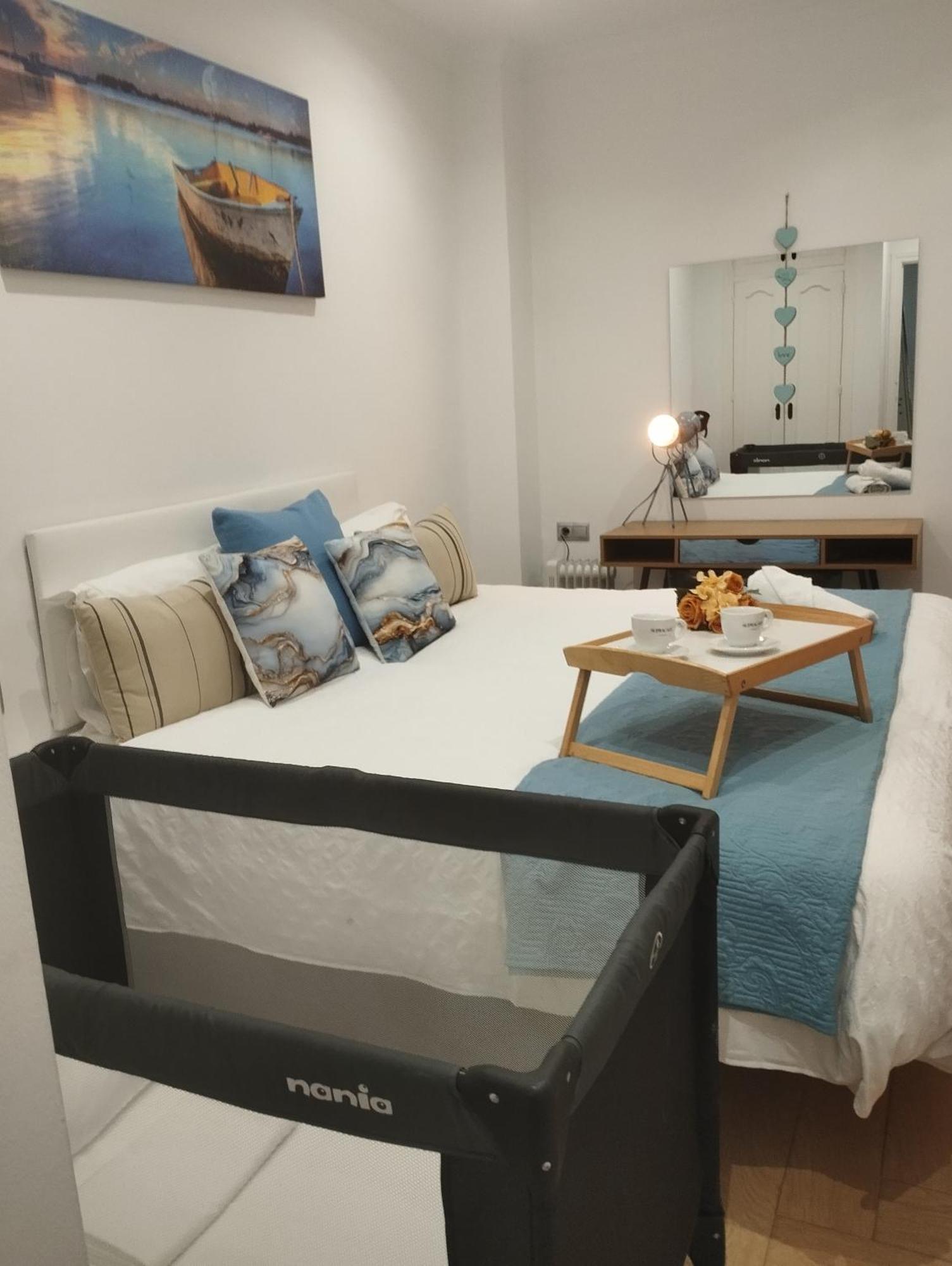 Port House, Paseo Maritimo,A Un Minuto Playa Lejlighed Fuengirola Eksteriør billede