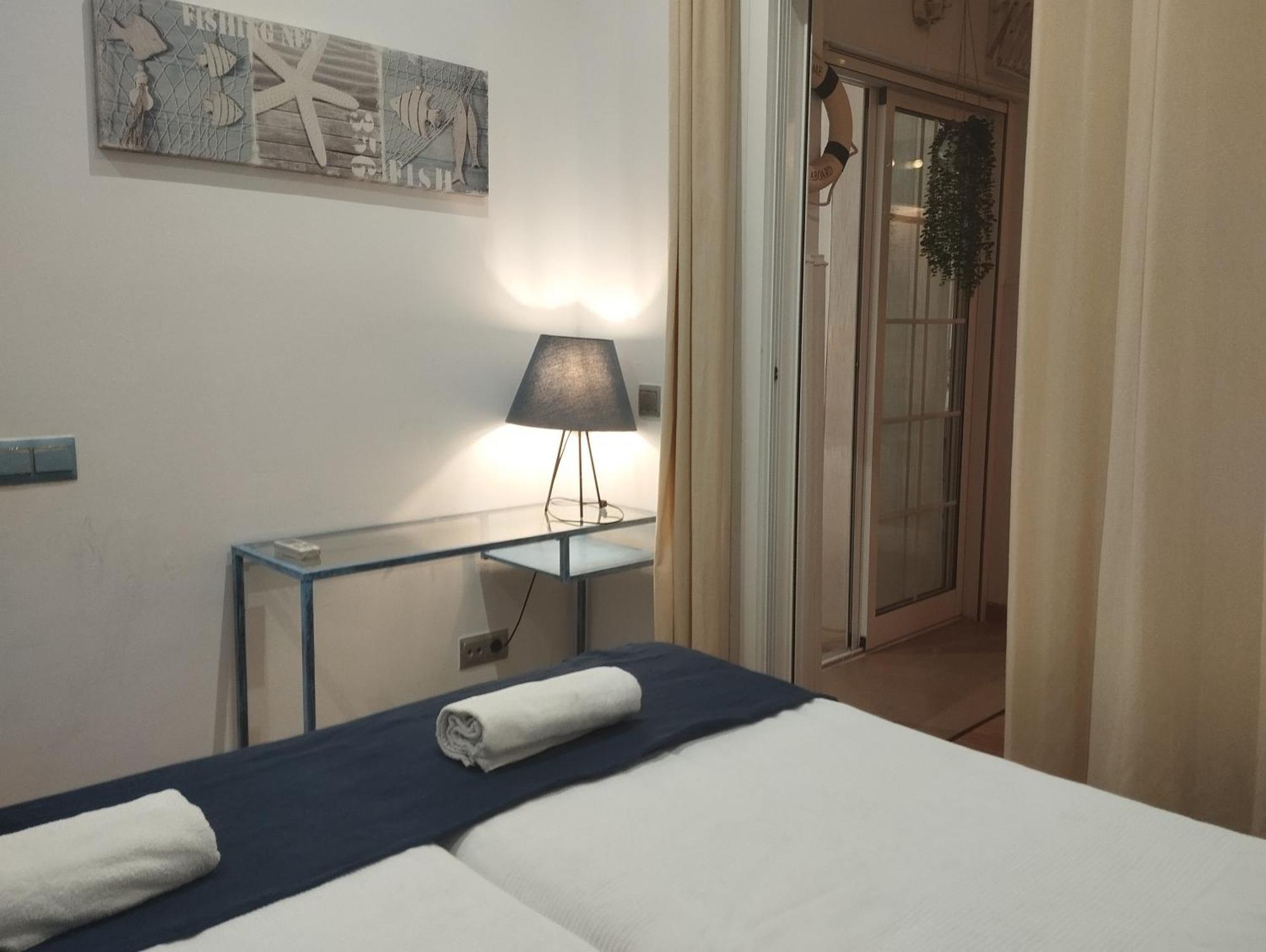 Port House, Paseo Maritimo,A Un Minuto Playa Lejlighed Fuengirola Eksteriør billede