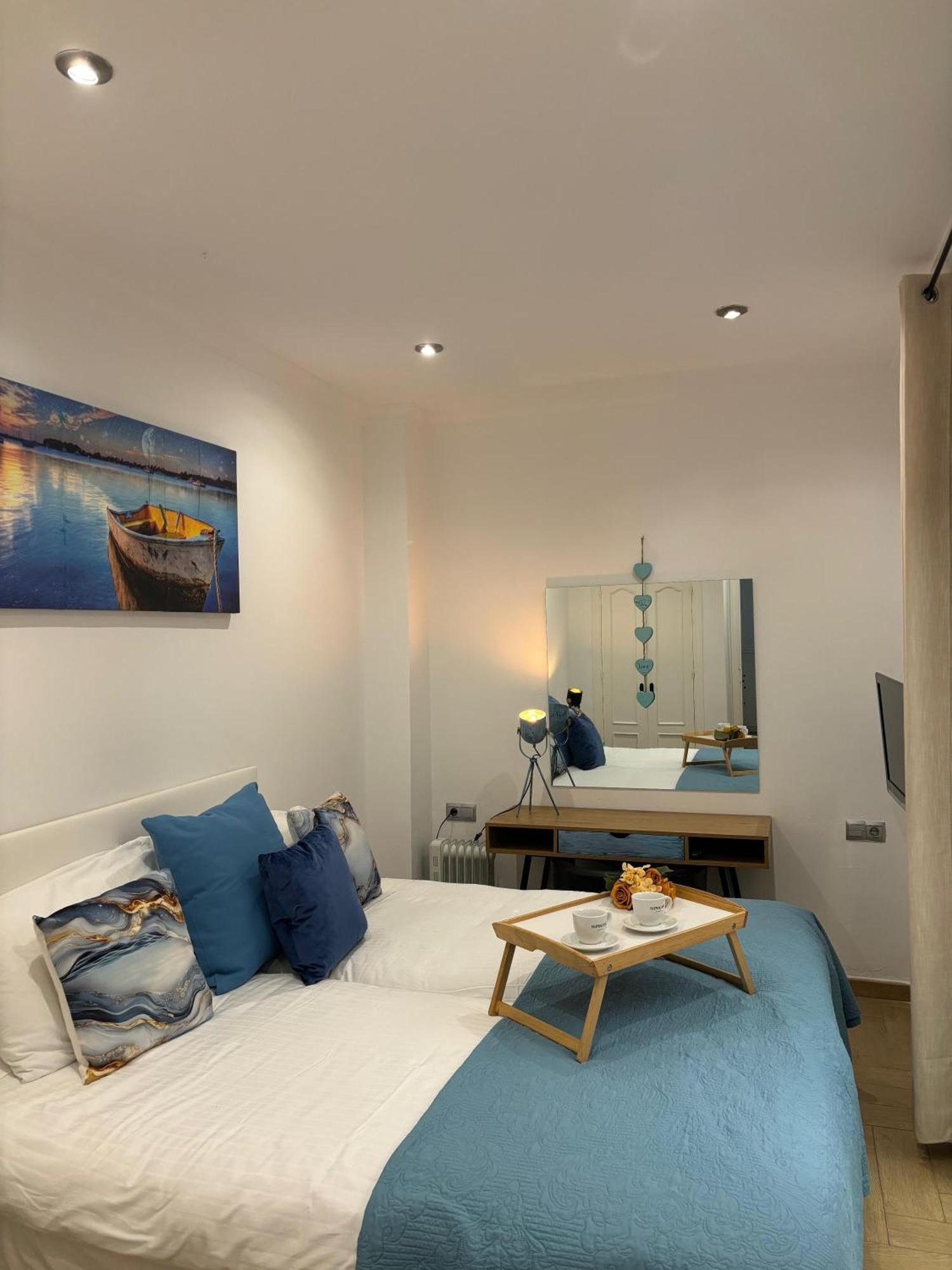 Port House, Paseo Maritimo,A Un Minuto Playa Lejlighed Fuengirola Eksteriør billede