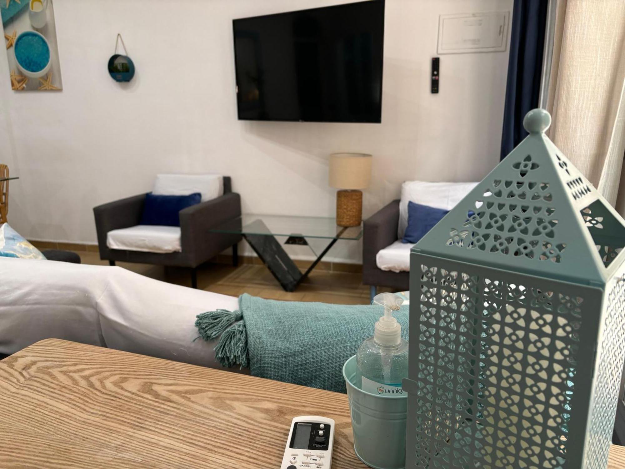 Port House, Paseo Maritimo,A Un Minuto Playa Lejlighed Fuengirola Eksteriør billede